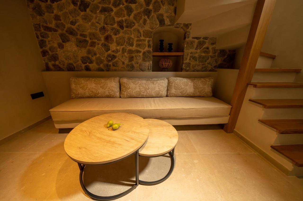 Alaya Suites Pyrgos Kallistis Bagian luar foto